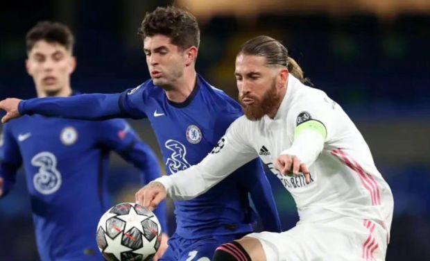 三人小组配 三人小组配